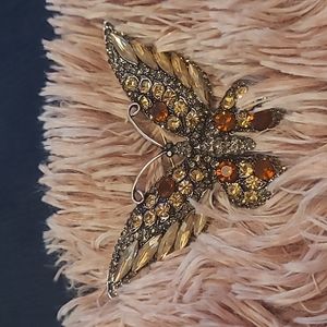 - Butterfly broch pin